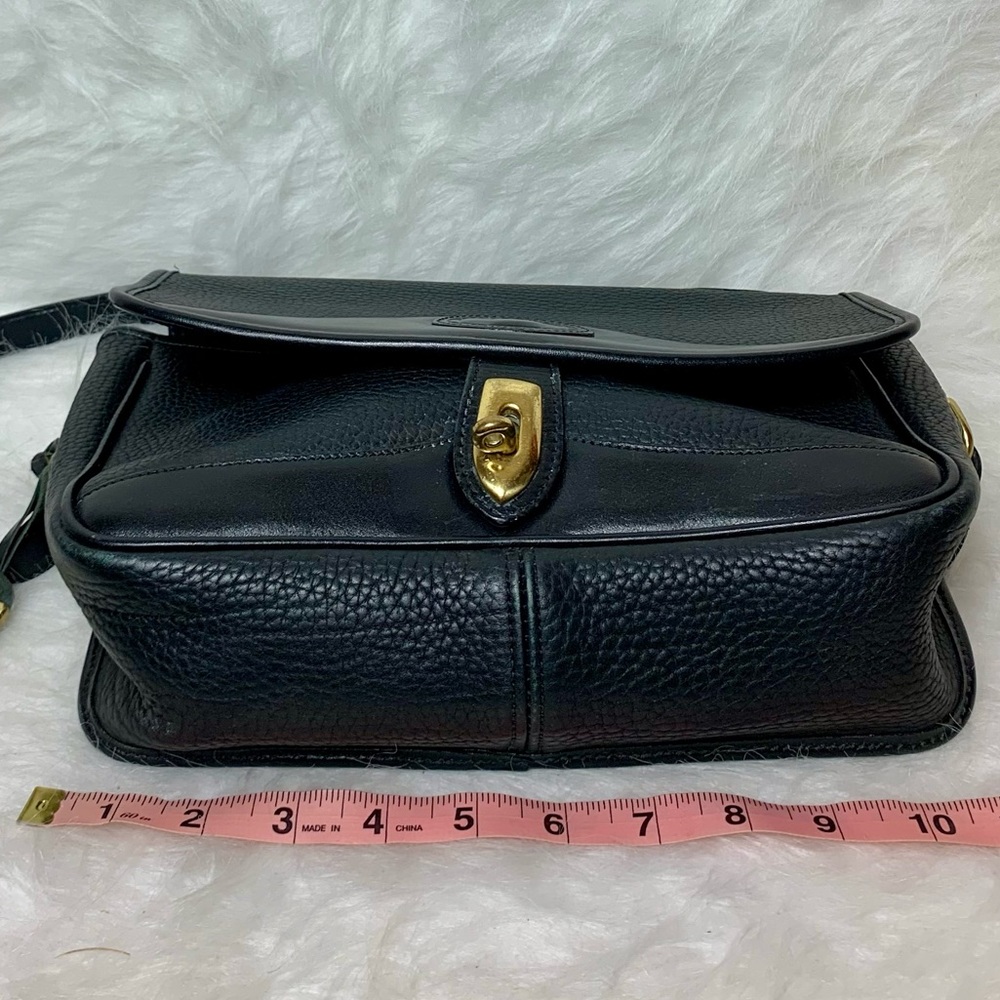 Vintage all weather Dooney & Bourke shoulder/crossbody bag - Picture 5 of 12